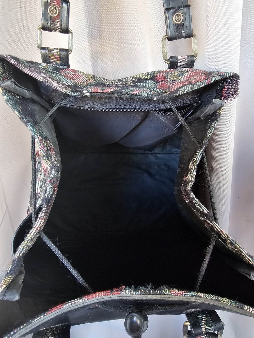 Vintage OSCAR DE LA RENTA Floral Tapestry Shoulder Bag with Leather Trim - Multi - Picture 4 of 7